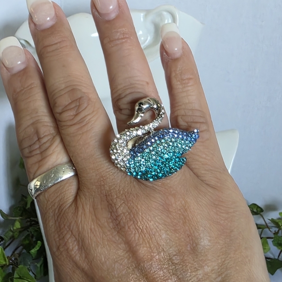 Statement Silver Ring Swan with Blue Green Rhinestones - Picture 8 of 9